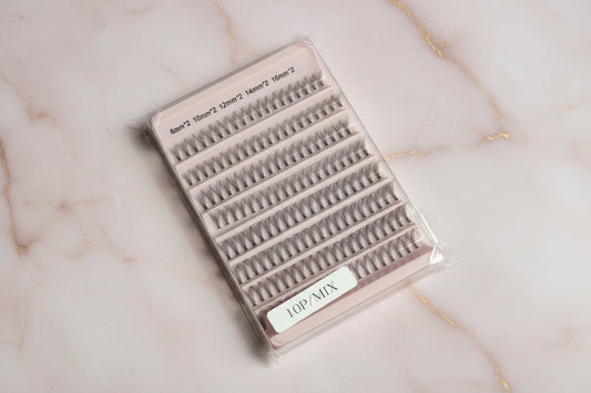 Calm Kiss™ Lash Clusters