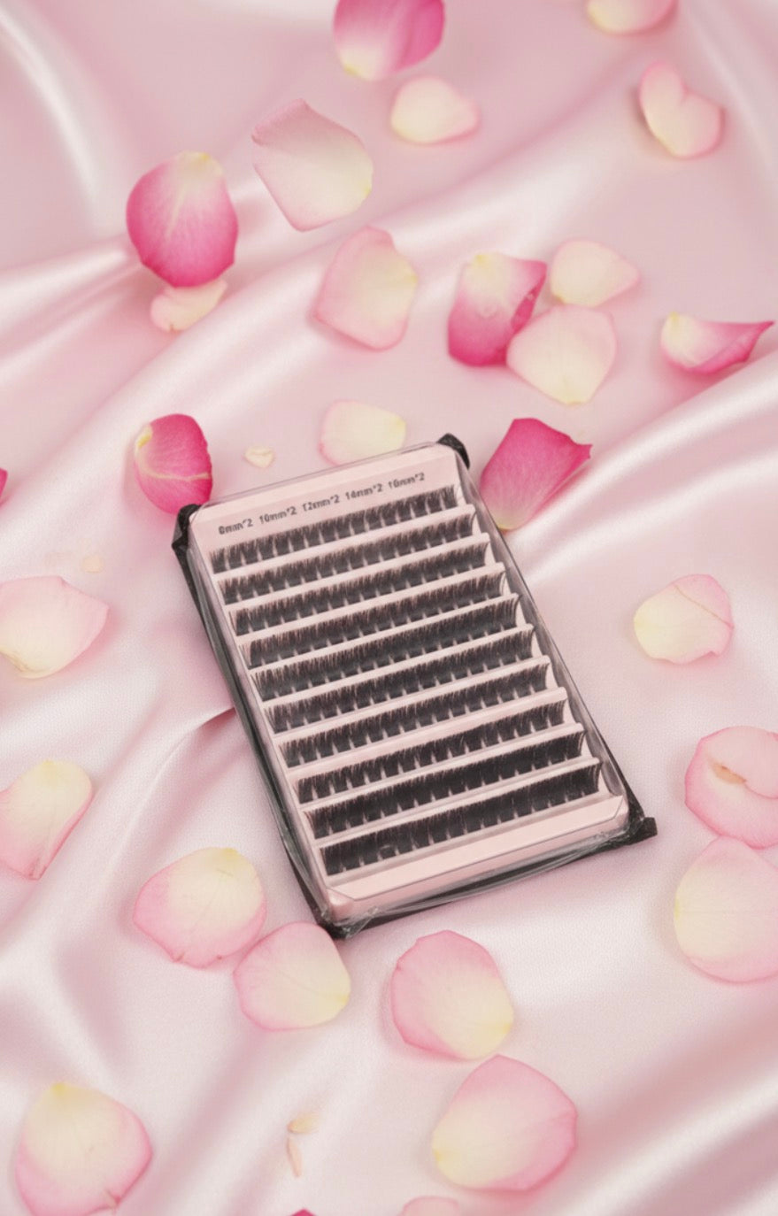 Calm Kiss™ Lash Clusters