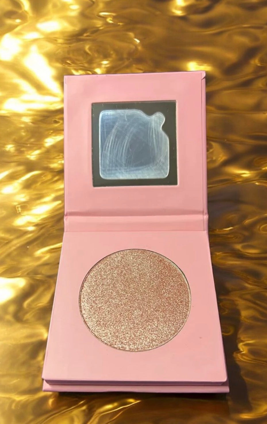 GlowHaze™ Radiant Highlighter