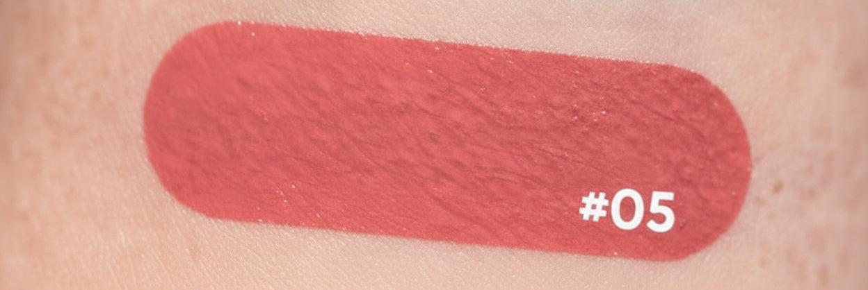 VelvetHush™ Matte Liquid Lipstick